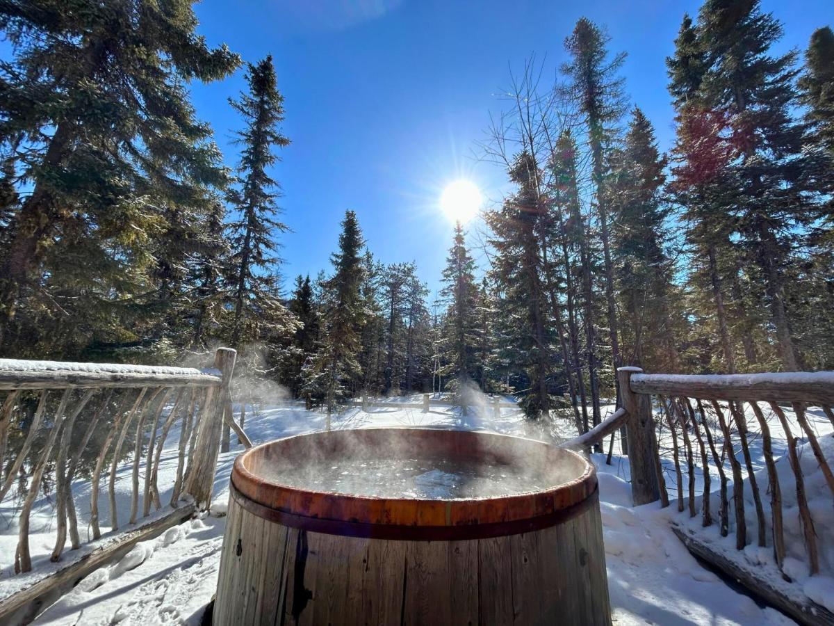 Husky - Chalets De Moh - Jacuzzi La Malbaie Εξωτερικό φωτογραφία