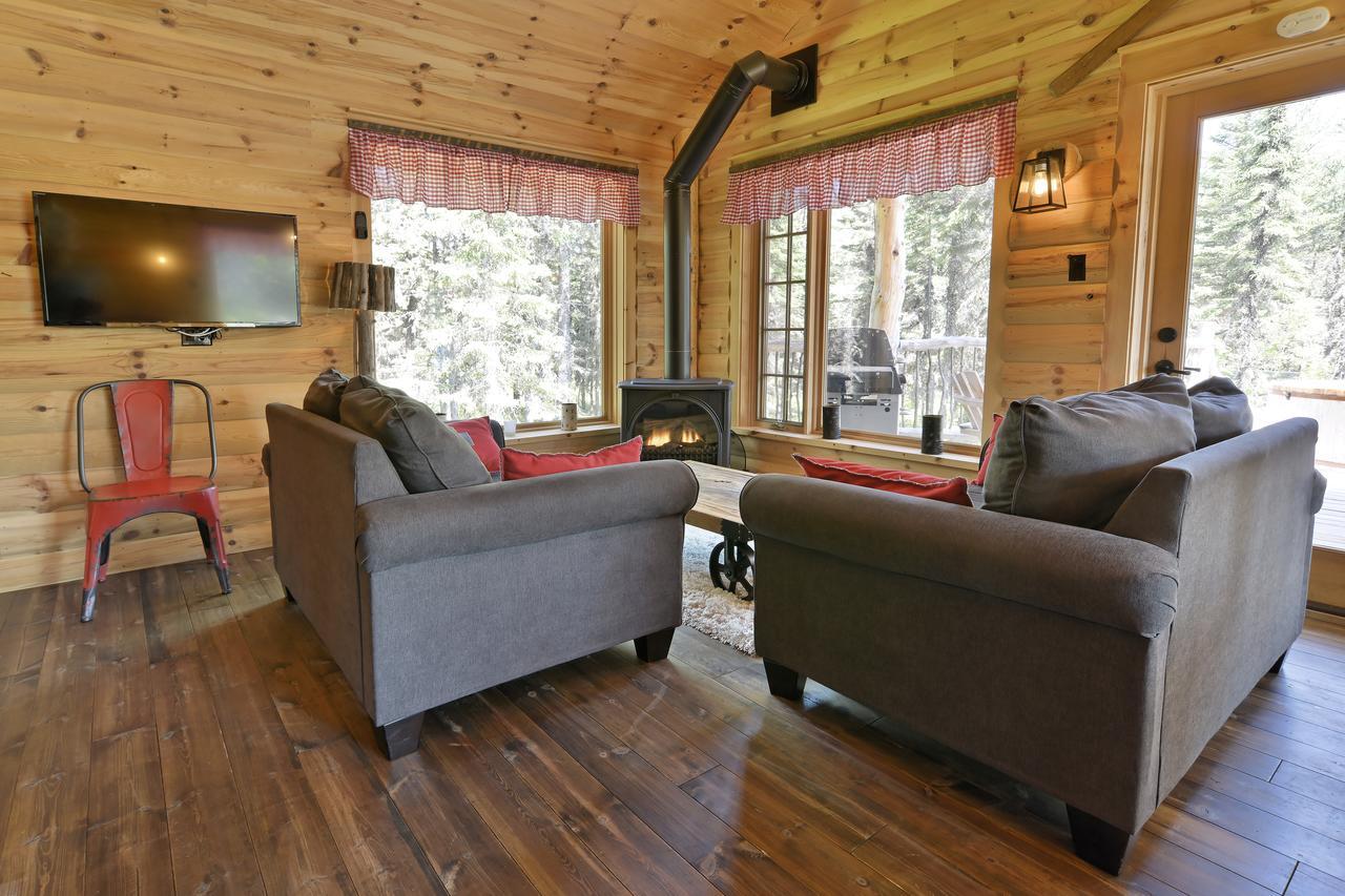 Husky - Chalets De Moh - Jacuzzi La Malbaie Εξωτερικό φωτογραφία